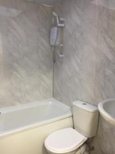 Samas Stylish Apartment Room 1