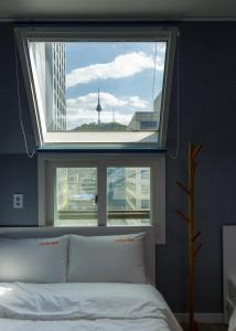 Phòng 3 người - 1 giường đôi và 1 giường đơn (Triple - 1 Double And 1 Single Bed)