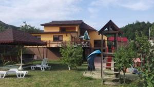 Ferienhaus Pensiunea Miruna Slănic Moldova Slănic-Moldova Rumänien