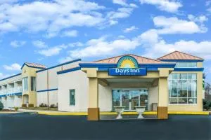 Days Inn By Wyndham Carlisle North - Carlisle