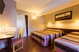 Hotels Les Hirondelles : photos des chambres