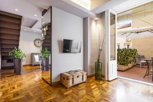 Apartment with Terrace room in Ferrini Home - Residence 150