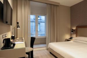 Deluxe Room room in Caruso Place Boutique & Wellness Suites