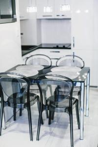 Marszałkowska 140 by Homeprime