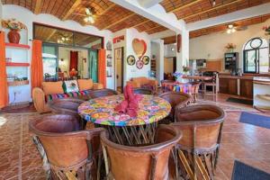 Villas del Corazon - Iguana