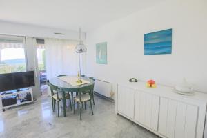 Jardin Figuiers AP4123 by Riviera Holiday Homes