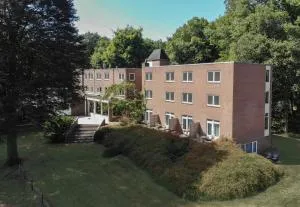 帕斯贝格弗莱彻餐厅-酒店 - 福尔登