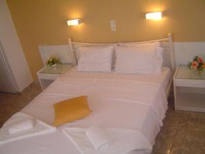 Hotel Liberty 1 Aegina Greece