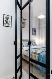 Vintage Apartment
