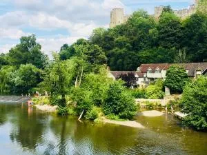 Luxury 2 bed apartment with free parking - Ludlow