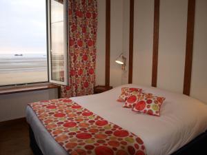 Gîtes en Normandie en FRONT DE MER à Asnelles , 3km dArromanches, 10km de Bayeux