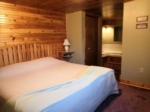 Cavendish Country Inn & Cottages