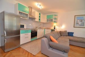 Apartment in Petrcane/Zadar Riviera 7908 