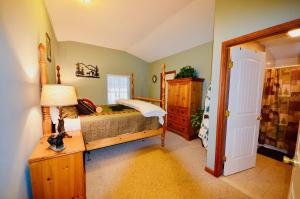 Mt. Maplewood Split Chalet