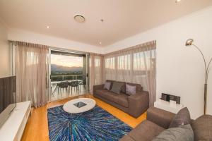 Edge Apartment Hotel
