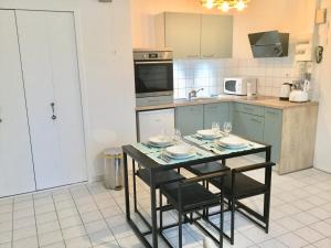 Appartements Gite Club House 2 & 3 Gite CARQUEFOU Centre : photos des chambres