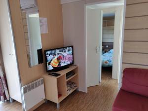 Bungalows soit en 3 ou 4ch - jusquà 18 voyageurs - mh732 3ch ou mh828 4ch Biscarrosse Lake-proche océan