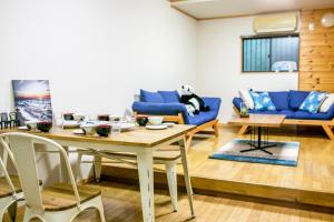 熱海 Atami Ajiro House貸切温泉宿 3つ星 宿泊施設 ロビー