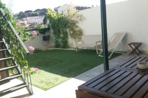 Garden Apartment wSão Jorge Castle & Graça View