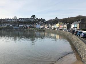 7 Mersey Street, Borth-y-Gest