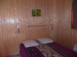 Chalets La Ferme Du Duzou : photos des chambres