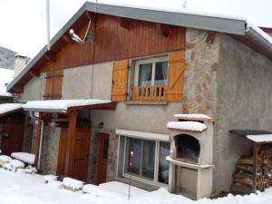 Chalets Oustals De Lavail : photos des chambres