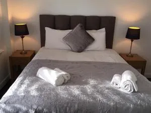 Blue Sky Apartments@The Centrium, Woking - 东霍斯利