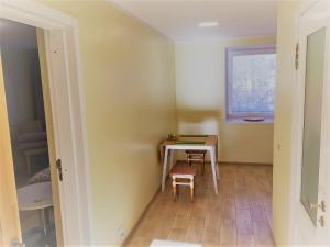 Excelent apartment with garden and free parking