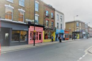TopHome Stoke Newington