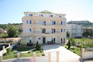 Ahlan Villa