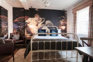 Grand Double Room room in The White Swan Hotel