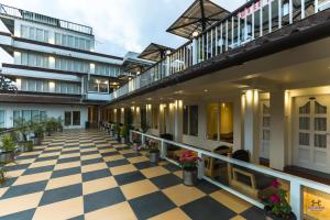 Darshan Hotel