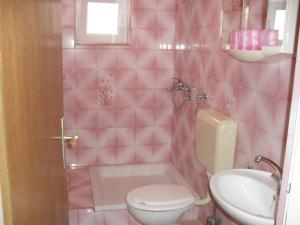 Apartments in Lopar/Insel Rab 17728 