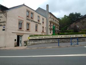 Hotels Logis Le Franco Belge : photos des chambres