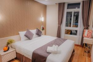 Phòng Đôi Loại Sang (Deluxe Double Room)