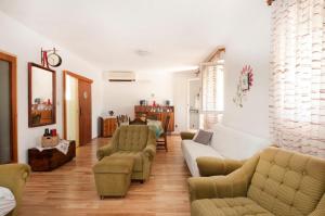 Holiday home Zlarin 1