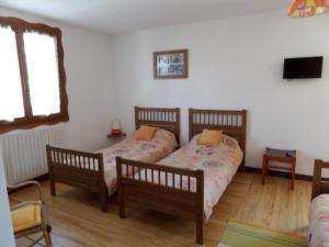 Quadruple Room with Mountain View room in Gite Tranquyl