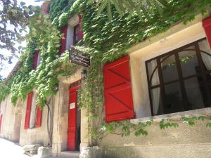 HOTEL LES REMPARTS photo 9