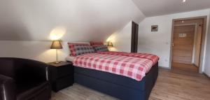 Double Room with Balcony room in Gästehaus Behabühl B&B