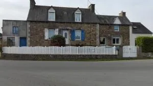 maison yvonne - Плуа