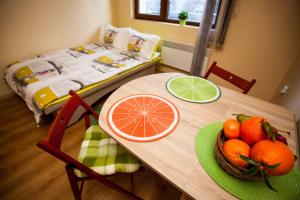 Green Orange Apartment
