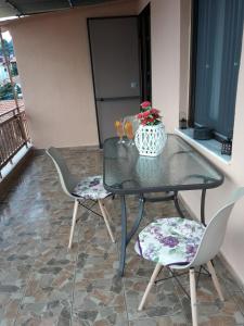 Dimitras Garden Villa
