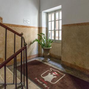 Estudio con balcón y vistas a la ciudad
