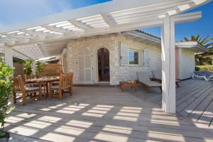 Two-Bedroom Villa (5 Adults) room in Villa Le Lagon - Vision Luxe