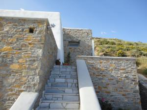 Hillside Kolona View Villa Kythnos Greece