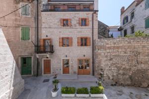 Demaria apartman u Komiži s pogledom na more