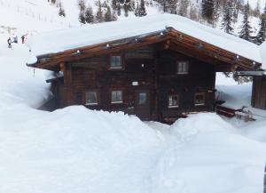 Hüttenzeit almhütte sölden