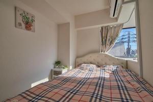 新宿都心JR山手线步行3分钟家庭组团出游首选东京市景韩国步行街免费WiFi