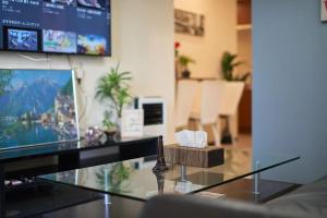 新宿都心JR山手线步行3分钟家庭组团出游首选东京市景韩国步行街免费WiFi