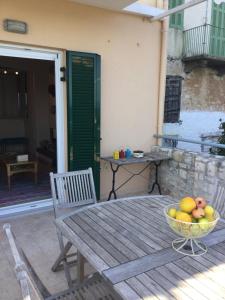 Seafront apartment ΙΙ in Kiveri, near Nafplion. Argolida Greece